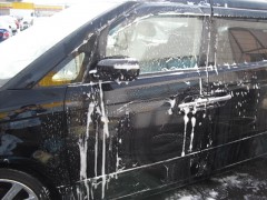 洗剤で洗車